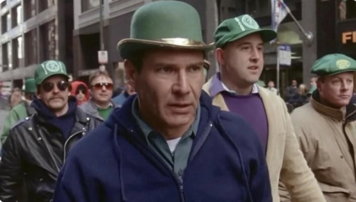 Clip from the film Fugutive where Harrison Ford is in a St Patrick's Day Bowler Cap, filmed during the 1993 Chicago St. Patrick's Day parade.
